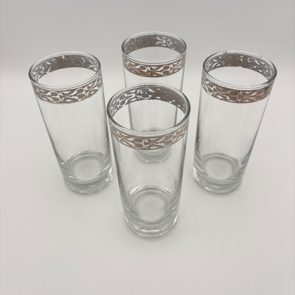 Set of 4 Cocktail Glasses Tumblers with Decorative Silver Toned Band/Trim